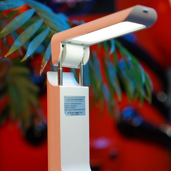 چراغ مطالعه پاوا مدل 4in1 Flare Foldable